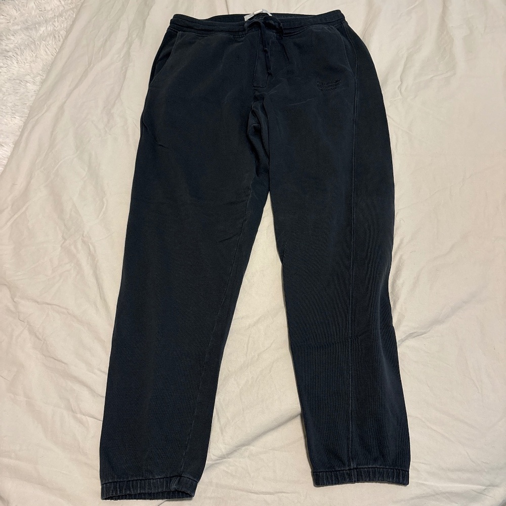 Outerknown men’s sweatpants navy size M